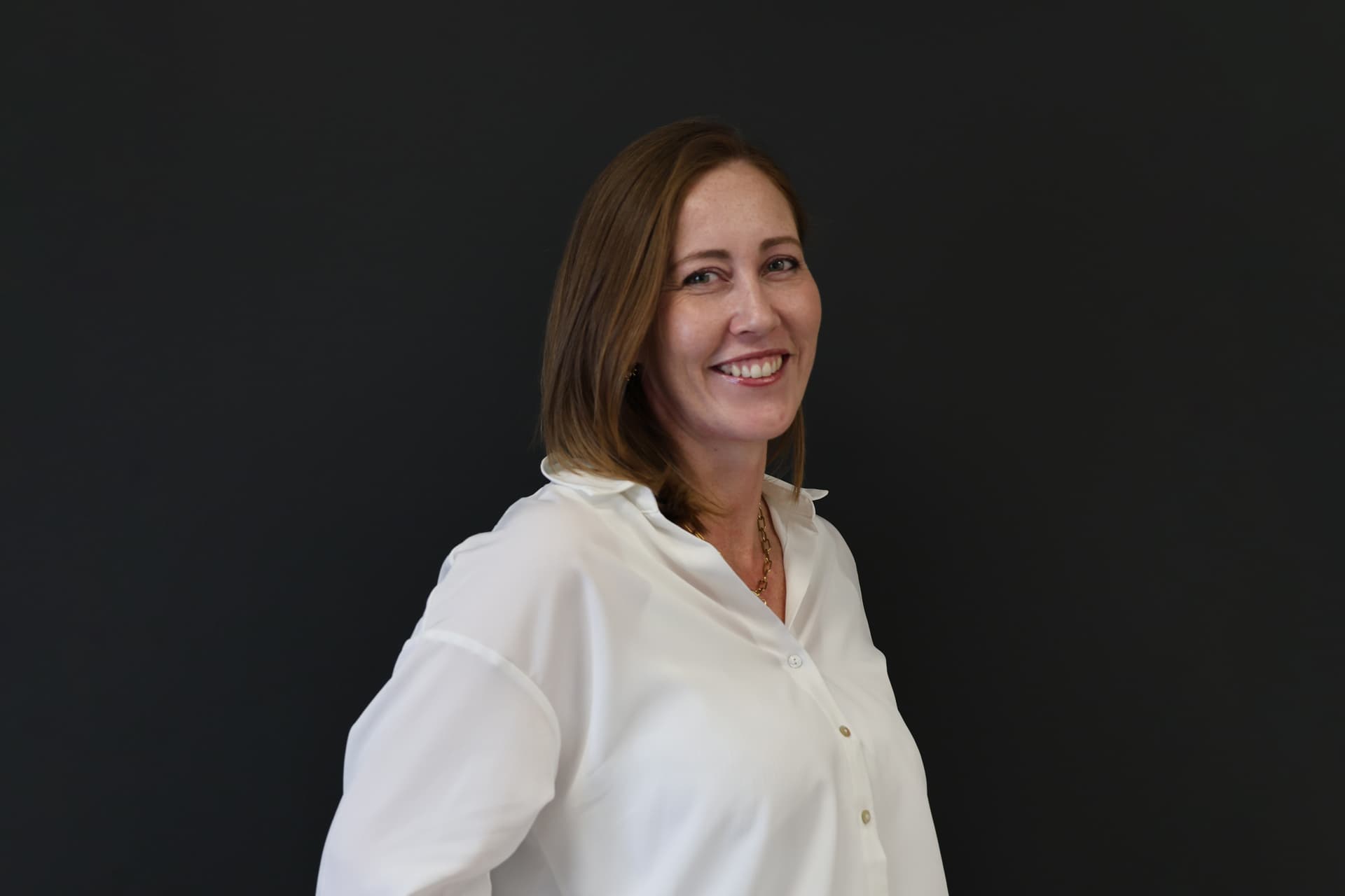 Portrait du Docteur Maud Alglave, médecin esthétique à Rennes